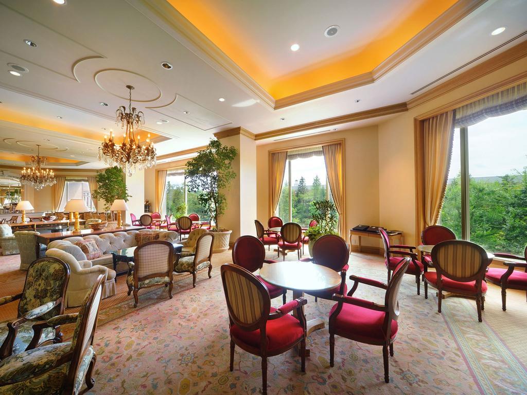 Sendai Royal Park Hotel Bagian luar foto